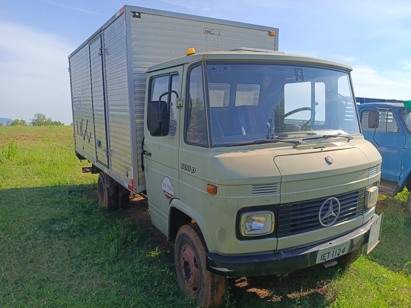 Lote 11 - Caminhão M.BENZ/L 608 D, placa IET1124, RENAVAM 377191701, Fab/Mod 1986/1986