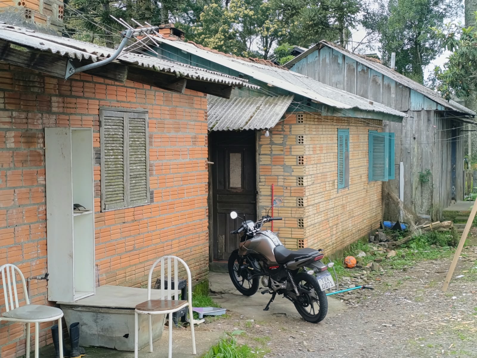 Casa no Canelinha (foto 5 de 9)